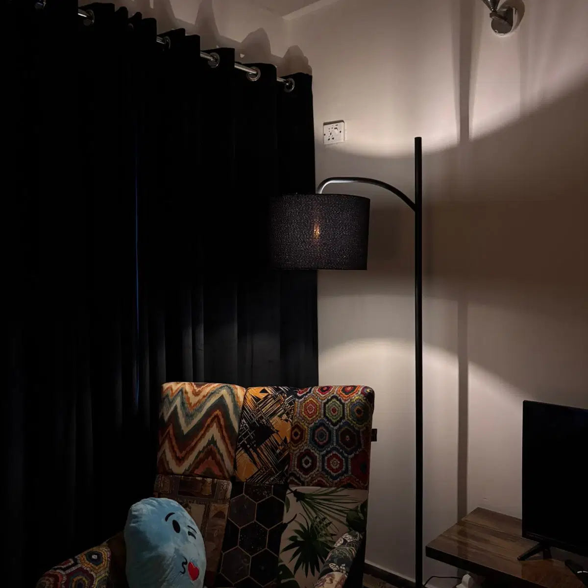 Floor Lamp – Black Metal Finish
